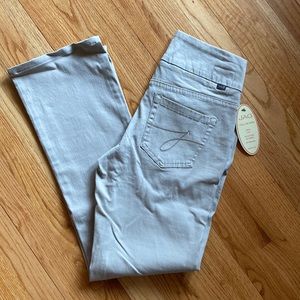 😍Jag pull on light tan jeans. High rise Boot leg. Size 6. NWT